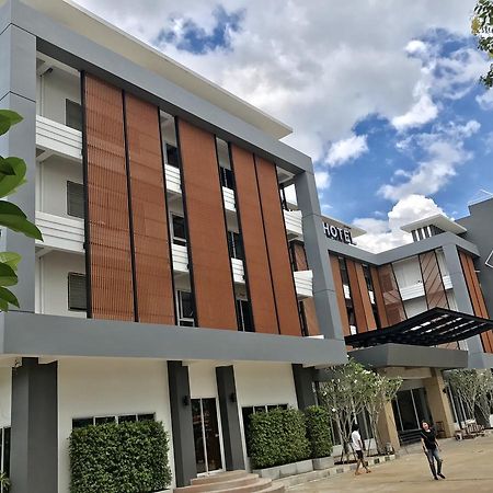 Chantra Hotel Sa Kaeo Buitenkant foto