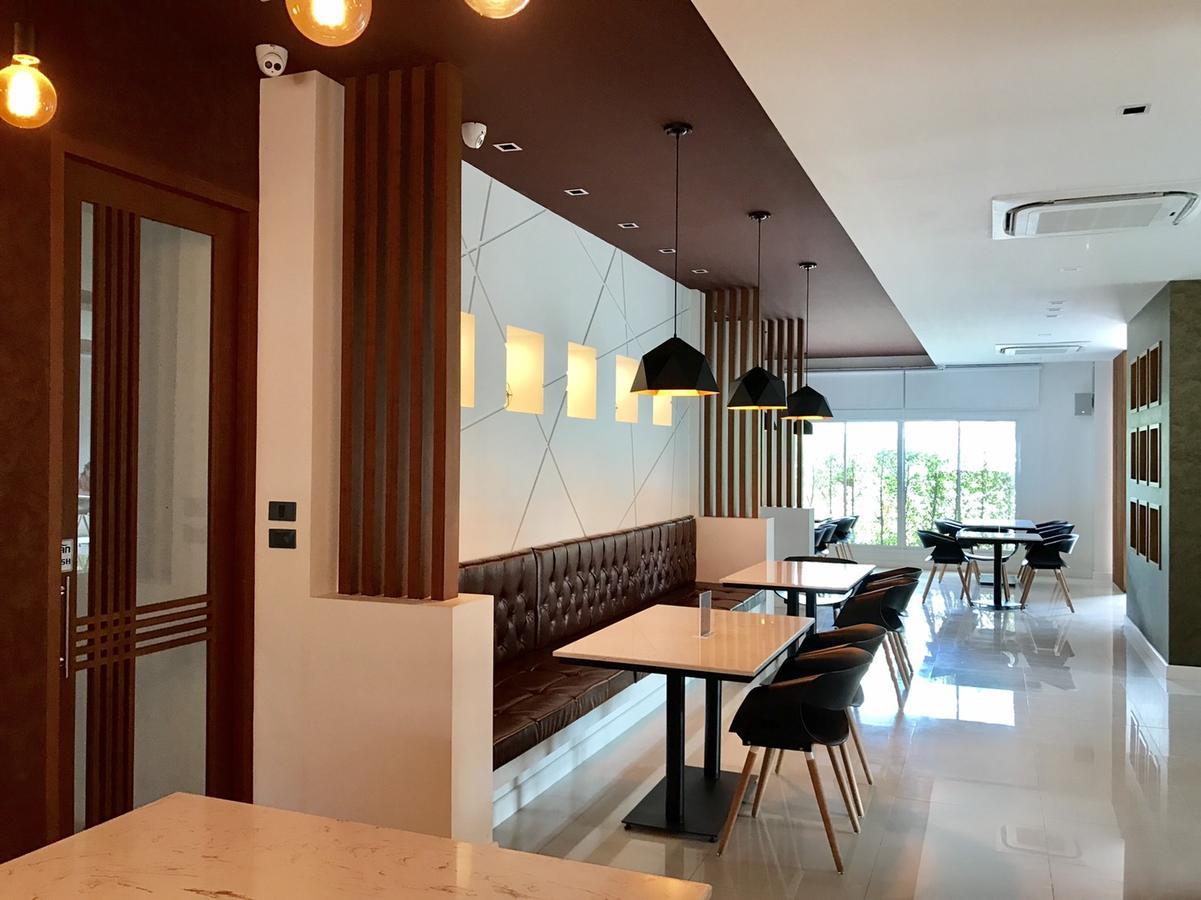 Chantra Hotel Sa Kaeo Buitenkant foto