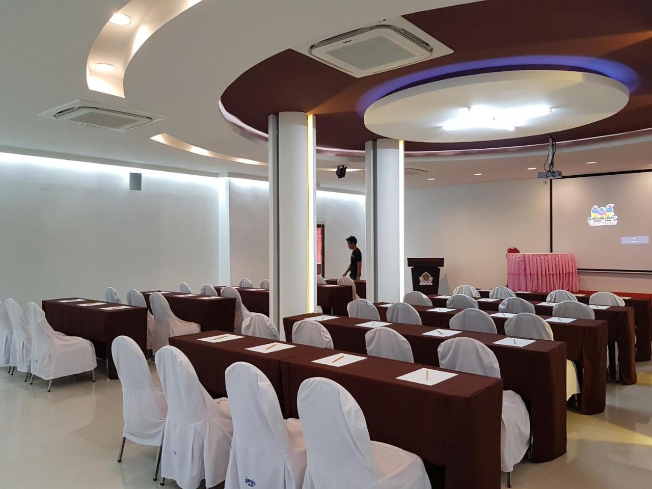 Chantra Hotel Sa Kaeo Buitenkant foto