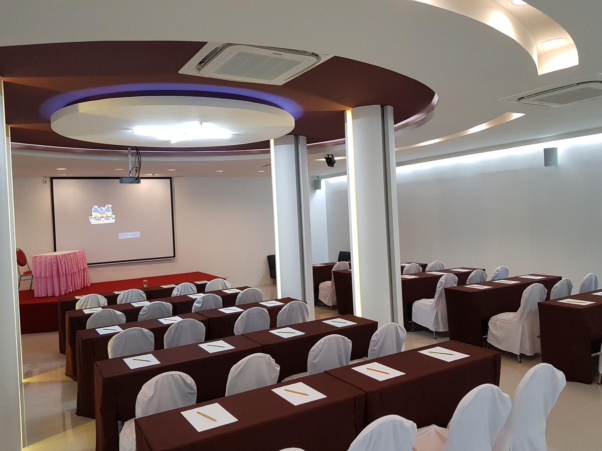 Chantra Hotel Sa Kaeo Buitenkant foto